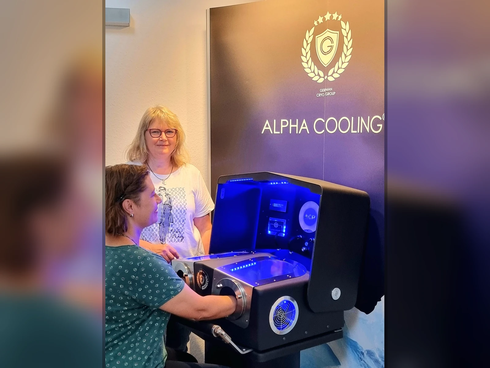 Alpha Cooling Professional in der Therapiepraxis Birkenbach – Anwendung über die Handflächen